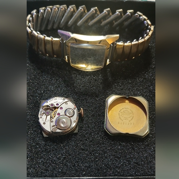 Lord Elgin 14k Gold  Wrist Watch - Picture 1 of 15